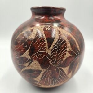 Vtg Nicaraguan Hand Carved Hummingbird Turtle Lizard Art Pottery 4.75" Bud Vase
